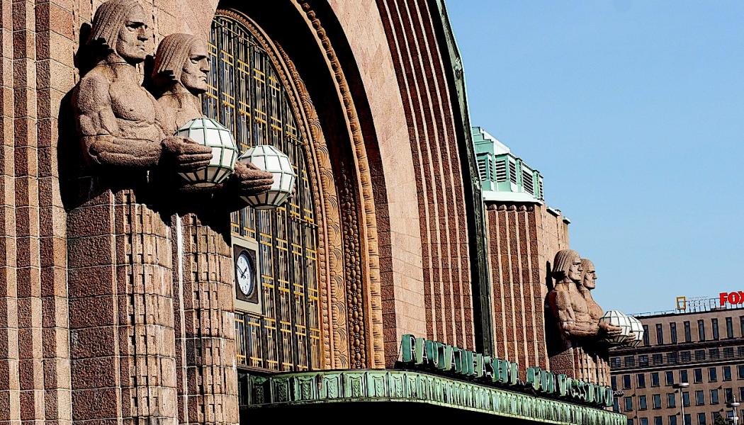 Järnvägsstationens huvudentré i Helsingfors. Foto: Creative Commons Lic. kredit: RivkahPro