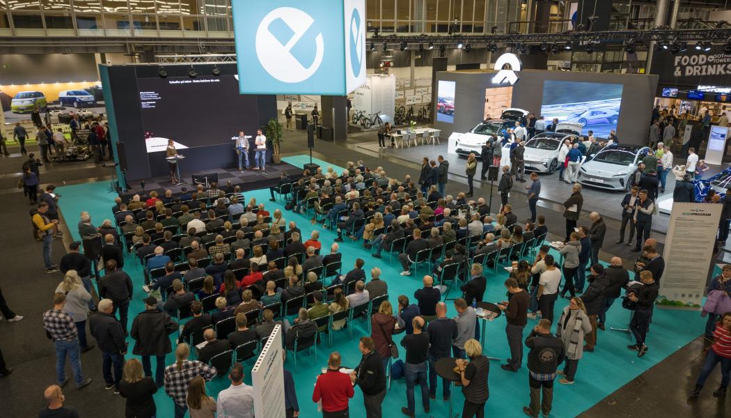 Elbilsmässan eCarExpo bjuder på totalt 27 seminarier och programpunkter som är fria för alla besökare. Foto: eCarExpo
