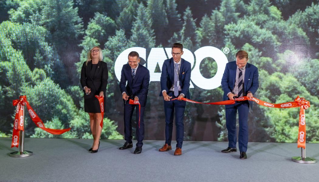 Invigning i Polen. Foto: Garo