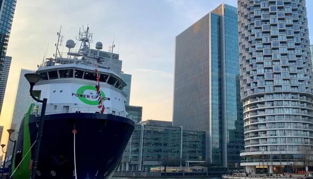 Fortescues ammoniakdrivna fartyg, vid kaj i Canary Wharf i London.
Foto: Andy Pierce/Tradewinds