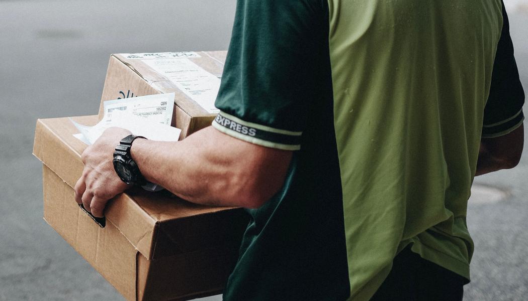 Dagens konsumenter är inte särskilt lojala och tvekar inte att byta till en annan återförsäljare för att få bättre service.  Foto: handy wicaksono/unsplash