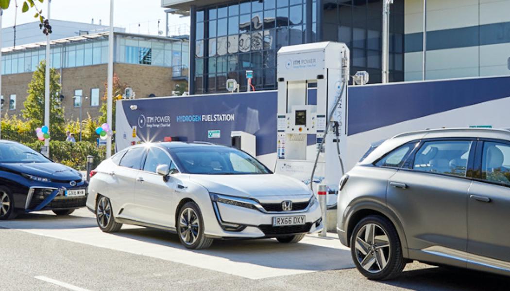 Enligt uttalandet ska kommissionen publicera en genomförandeförordning om typgodkännande av fordon som drivs med elbränsle. Foto: UKH2Mobility