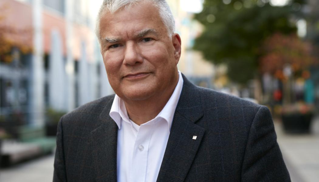 Jonas Bjelfvenstam får förlängt förtroende. Bild: Josefine Bäckström