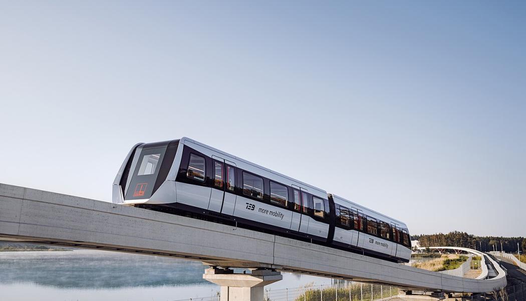 Enligt Transportministeriet handlar dagens diskussion om vidareutvecklade magnettågssystem. Dessa skulle kunna användas i kortare regionala eller urbana sträckor snarare än i fjärrtrafik. Bild: Wikimedia, Kredit: Magnetbahn.de