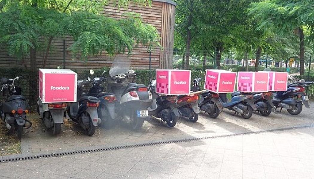Foodora-mopeder. Foto: Wikimedia Commons