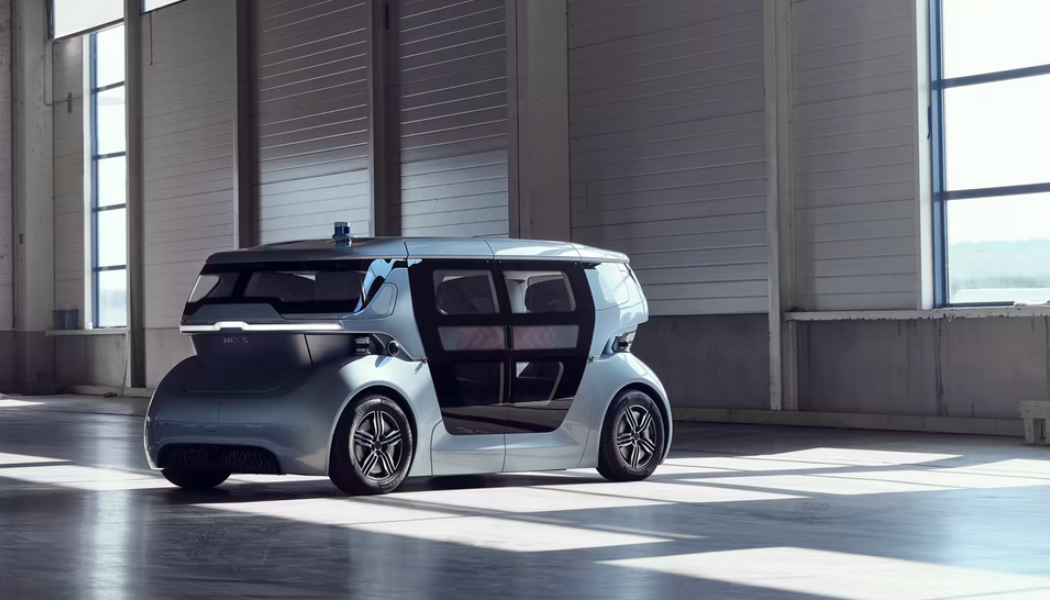 Nevs visar sin första prototyp av den nya autonoma bilen Sango som är deras mobilitetslösning för delade resor. Foto: Newv