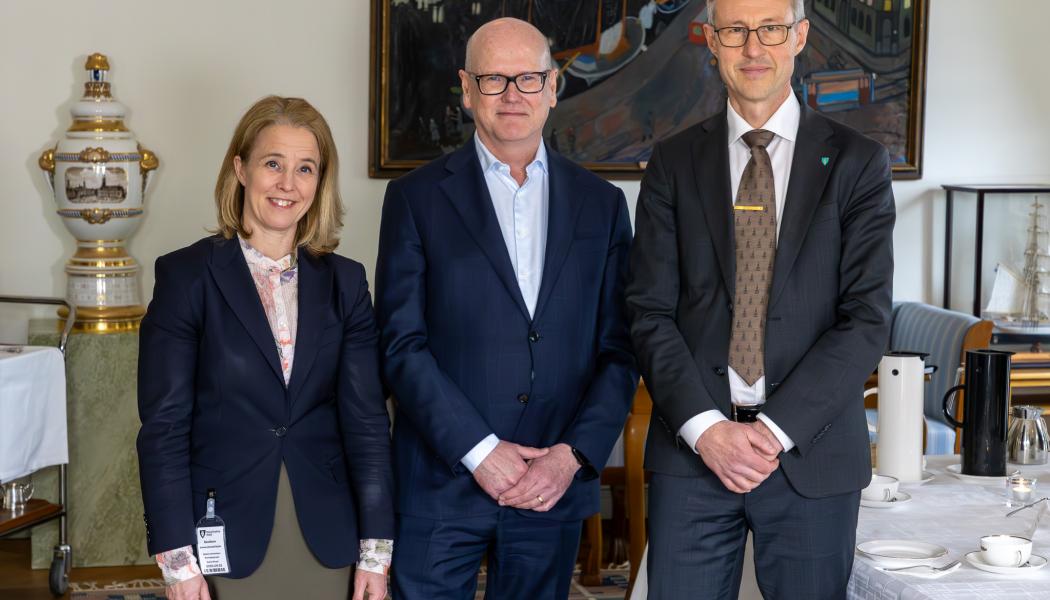 Emma Lennartson, regiondirektör i Region Stockholm, Thomas
Östros, vice ordförande för EIB och Fredrik Jurdell. Foto: Region Stockholm