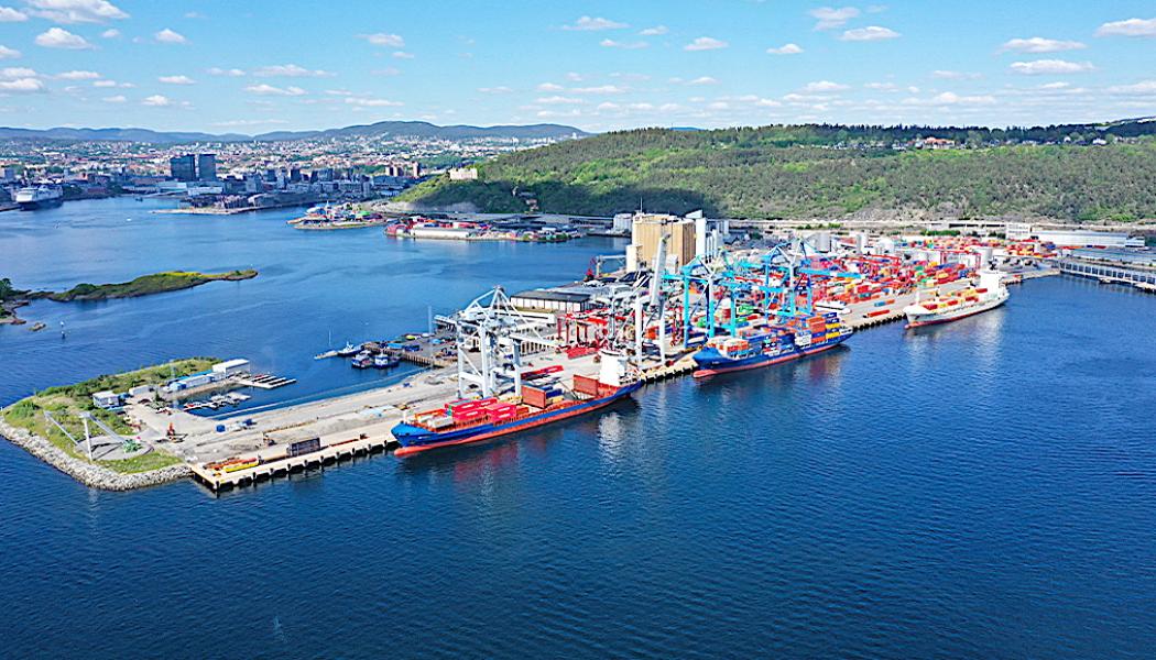 Hamnen i Oslo. Yilport, som är en del av den globala Yildirim-koncernen, driver flera hamnar och terminaler runt om i världen. För Kalmar kan avtalet därför även öppna dörrar till fler affärer inom Yilports internationella nätverk.  Foto: Yilport Oslo Terminal Investments