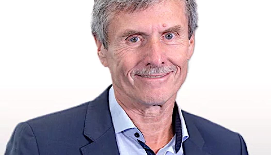 Professor Ferdinand Dudenhöffer från Center for Automotive Research (CAR) konstaterar:
– Förlorarna är de tyska jobben. Bilar som tillverkas i Tyskland beläggs med tullar, medan bilar tillverkade i USA slipper motåtgärder. Foto:CAR