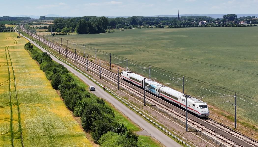 Testtåg i Tyskland körde i 405 km/h mellan Erfurt och Leipzig. Foto: Deutsche Bahn AG / Oliver Lang