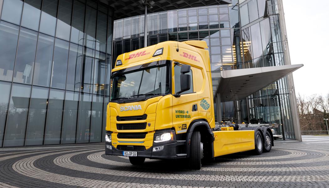 En gemensamt utvecklad Extended Range Electric Vehicle (EREV) testas av Post & Parcel i Tyskland från och med februari 2025 för transporter mellan Berlin och Hamburg Foto: Scania