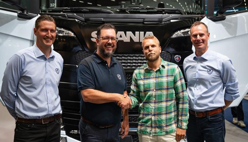 Olov Petrén Scania Håkan Roupé Scania Victor Falkenklev Falkenklev Logistik Johan Uhlin vd Scania. Foto: Scania