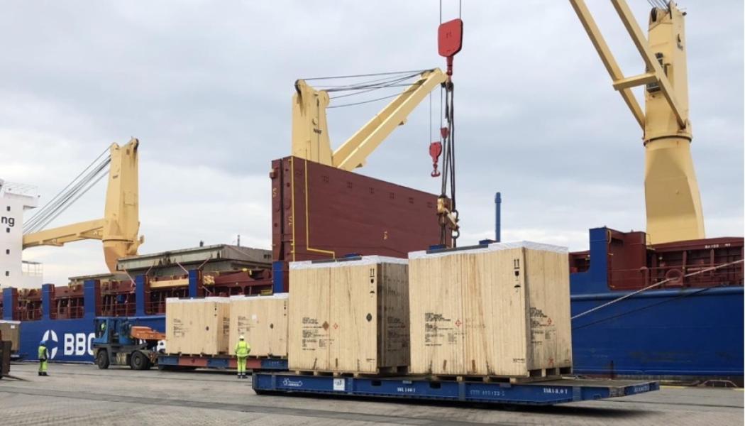 Trotsar de tuffa förhållandena vid sjötransport: sjösäkra förpackningar som break-bulk. Bildkälla: HPE