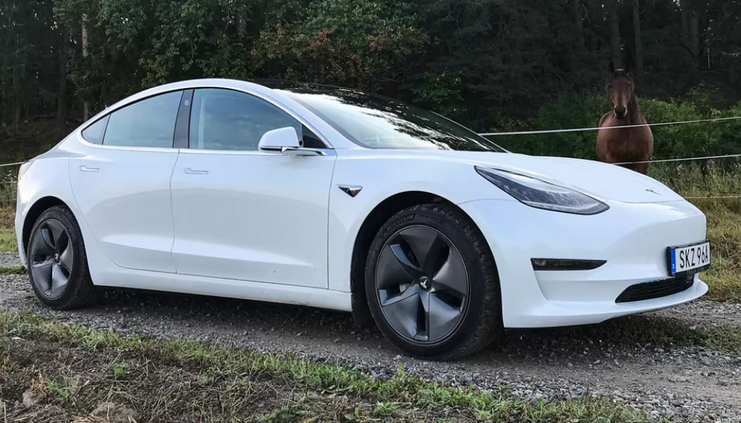 Tesla Model3 är ny etta på begagnattoppen för elbilar. Foto: Blipp