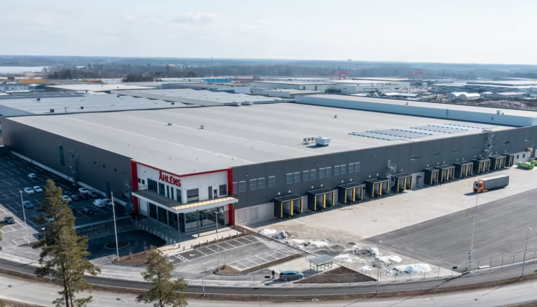 Åhléns nya centrallager i Rosersberg. Foto: Åhléns 