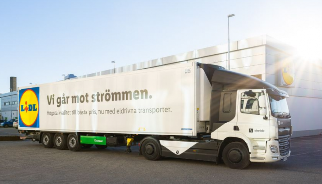 Lidl först i branschen med att elektrifiera leveranser mellan lager och butik. Foto: Lidl