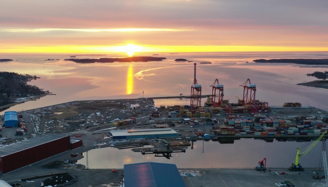 Ostkustens största största containerterminal har nu dubblat kapaciteten. Foto: Gävle Hamn