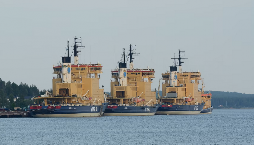 Regeringen har beslutat ersätta de ålderstigna svenska isbrytarna. Foto: Svensk Sjöfart 