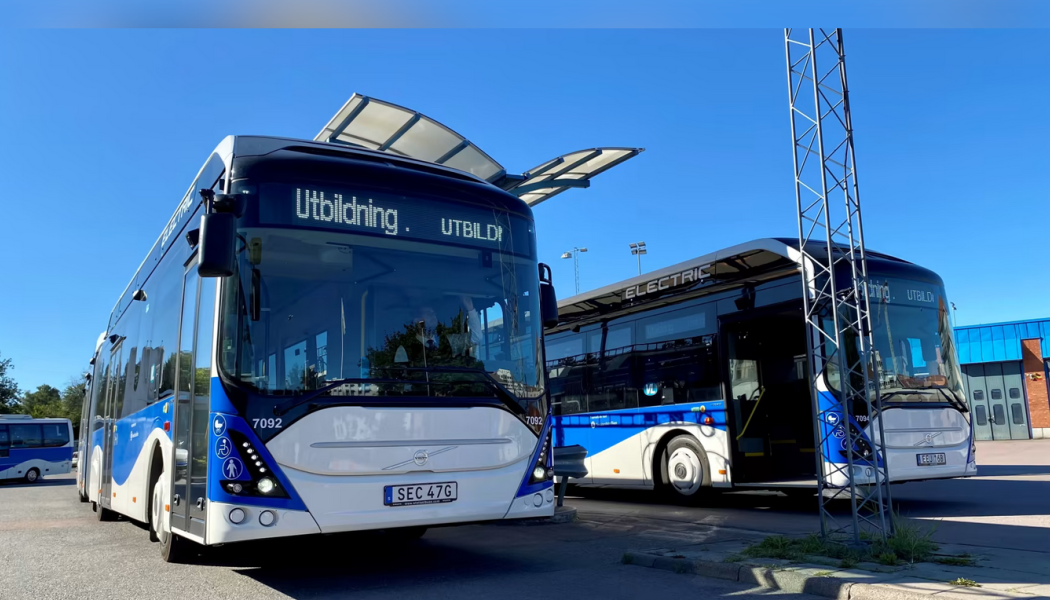 Svealandstrafiken utbildar nu samtliga bussförare i Västerås på den nya elbussen. Foto: Svealandstrafiken