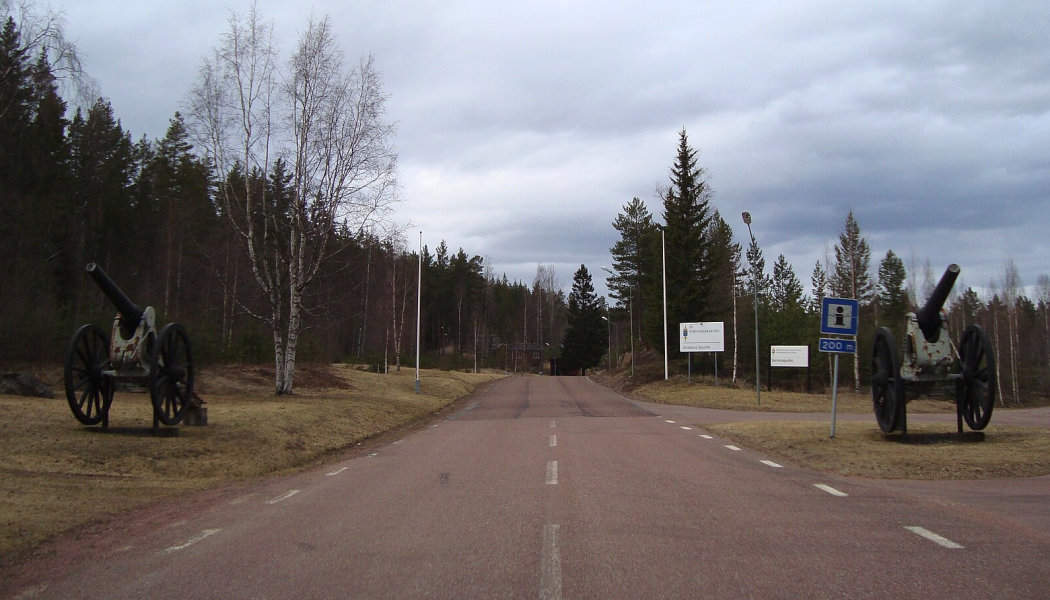 Kommunerna i norra Dalarna hopps på draghjälp av försvaret för planerna på ny järnväg till Särna vilket skulle gynna transporterna till Älvdalens skjutfält. Foto: Calle Eklund


