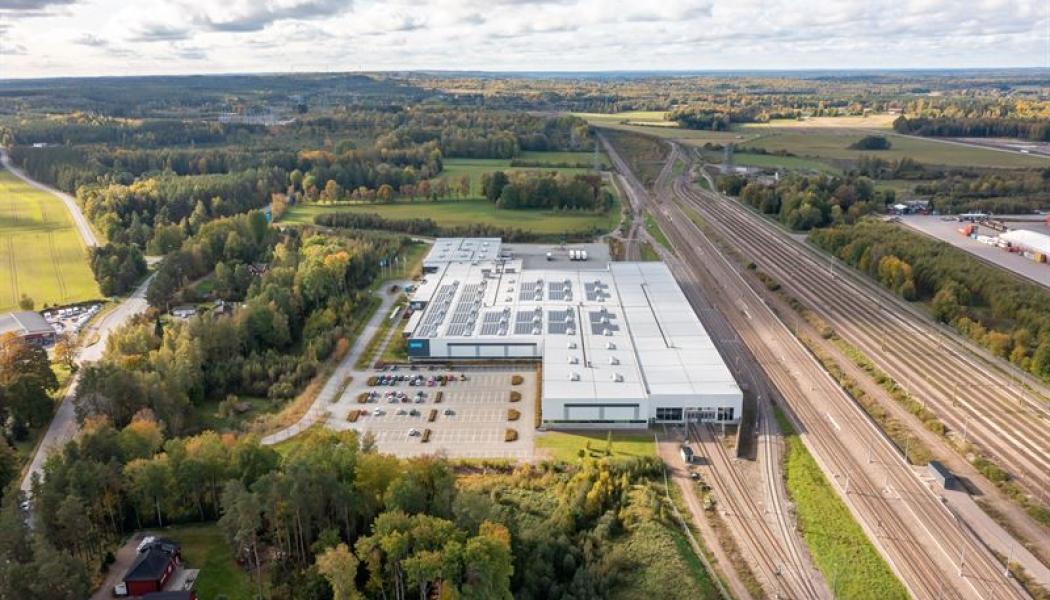Båda fastigheterna är belägna i Nässjö och Hallsberg och har järnvägsspår in i fastigheterna.Foto: PostNord