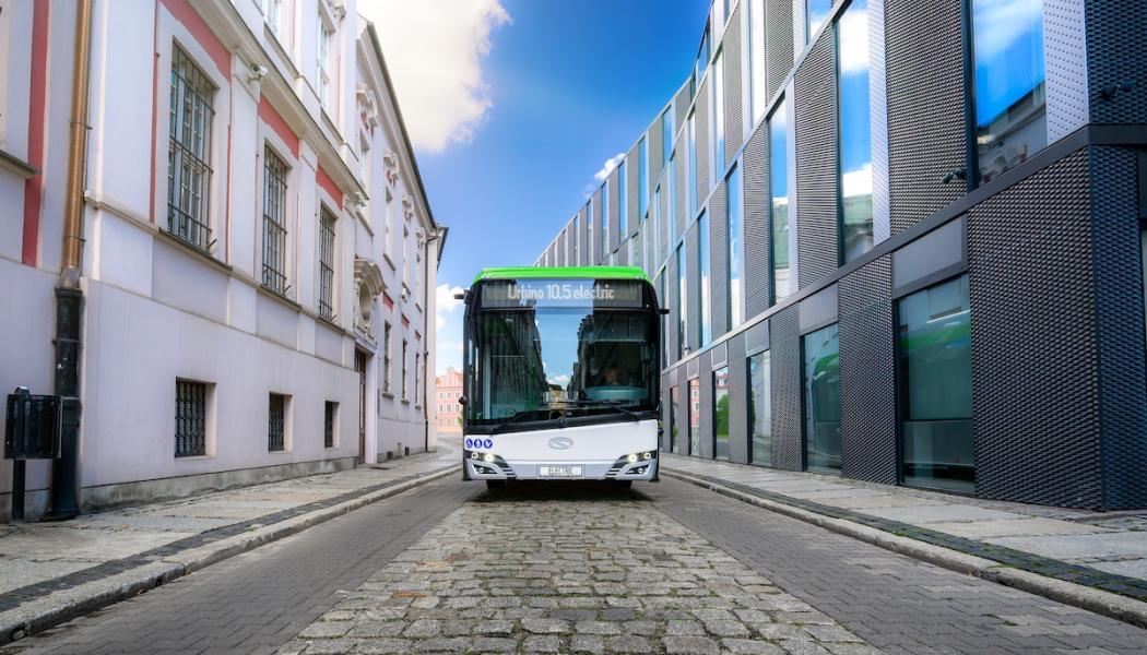 Solaris presenterade vid Busworld 2025 sin nya elbuss Urbino 10,5 electric – en smidig modell med plats för 85 passagerare, utvecklad för trånga stadsmiljöer. Foto: Solaris