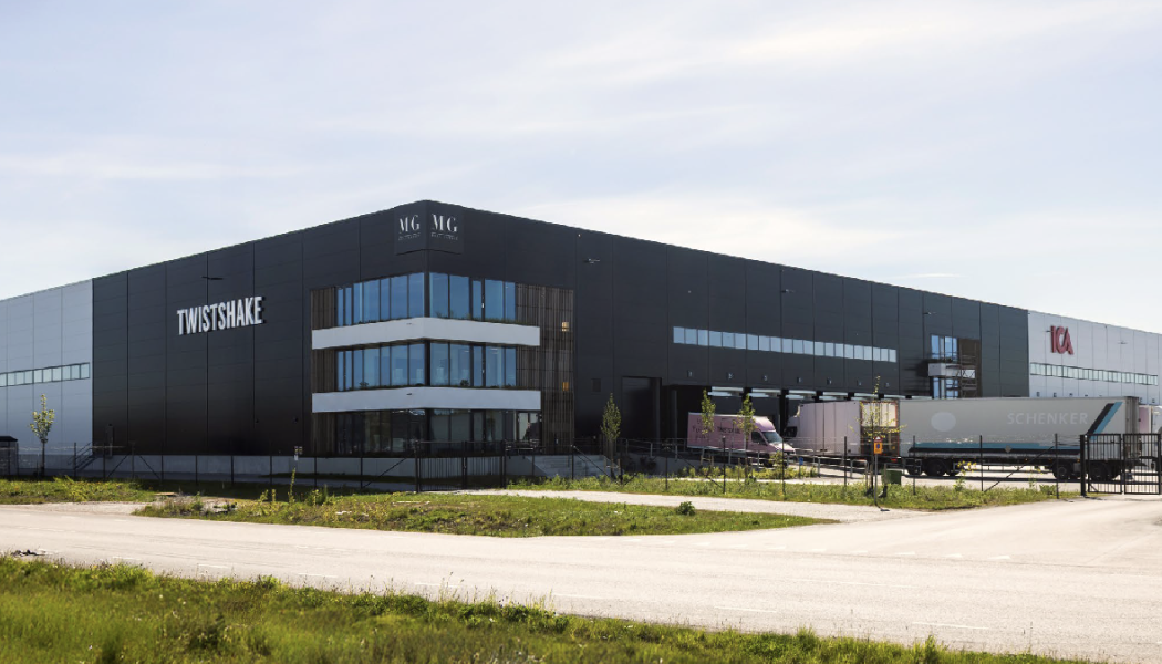 Fastigheten är belägen i Hacksta industriområde i Västerås, ett logistikområde med koppling till svensk industri och livsmedelssektor. Foto: Southbay