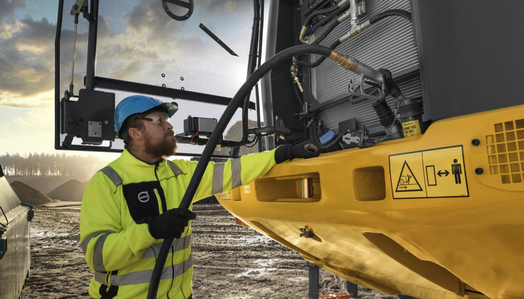 Förnybart i tanken i kundsålda Volvo-maskiner från Swecon. Foto: Swecon