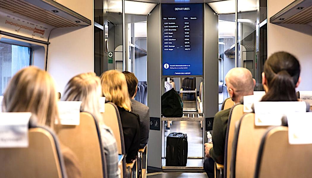 Interiör i norska flytogets tåg. Foto: Flytoget