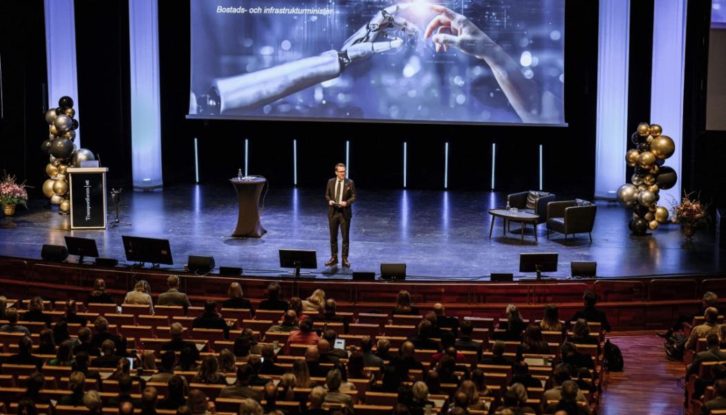 Infrastruktur- och bostadsminister Andreas Carlson. Foto: VTI