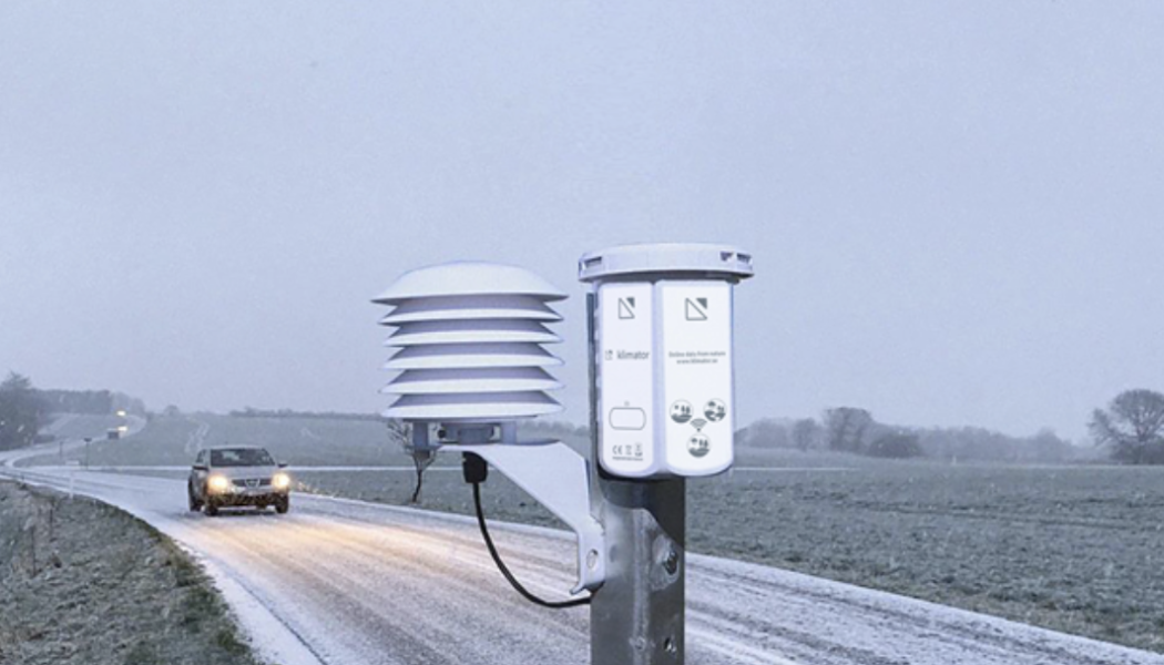 Vägväderstationerna, som drivs på batteri, är uppkopplade till 5G-nätverk. Foto: Peab