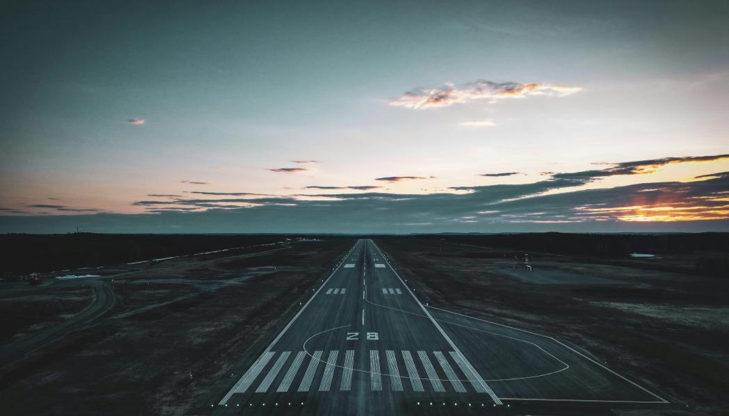 Skellefteå flygplats är en av de regionala flygplatser som påverkas av utvecklingen inom inrikesflyget. Foto: Niklas Jonasson/Unsplash