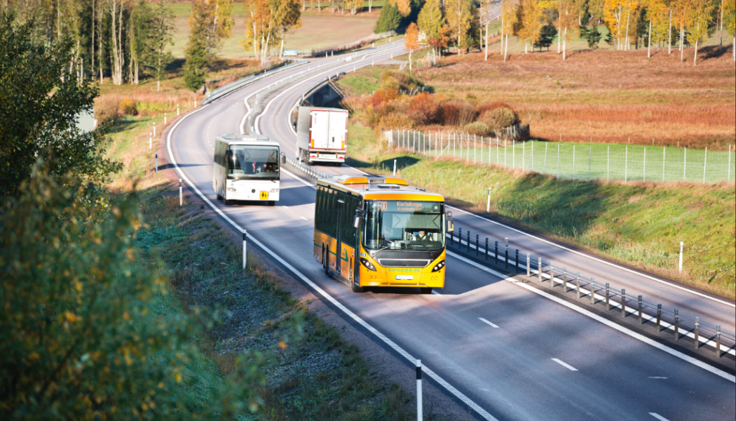 Regionbuss. Foto: Øyvind Lund