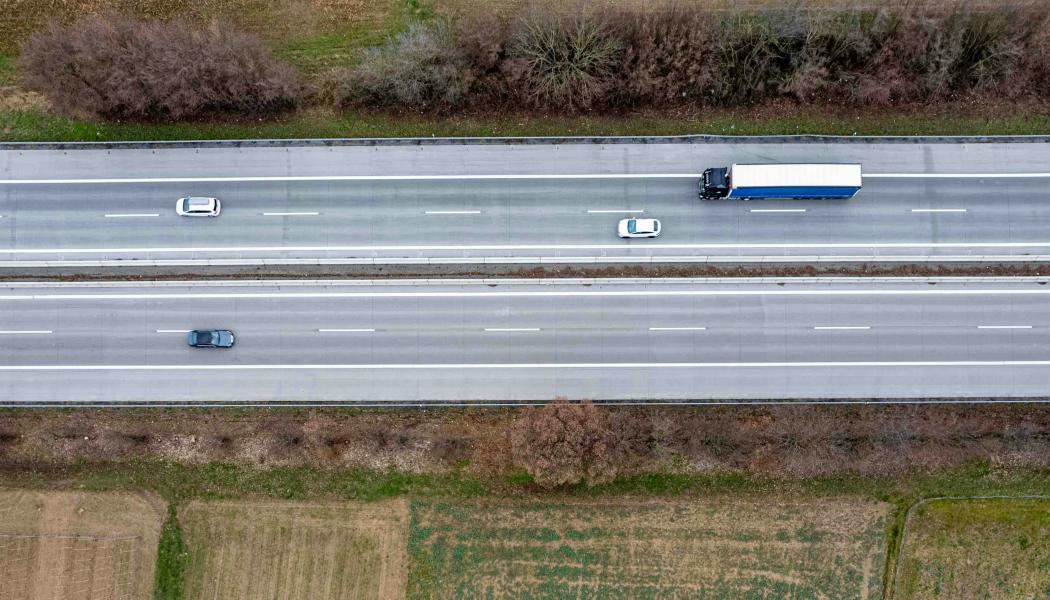 Ekonomiska utmaningar trots omsättning på 10 miljoner Foto: bernd dittrich/unsplash