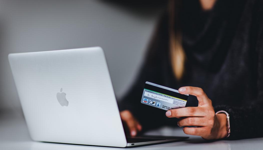 Ökningen av internetköp med hemleverans har ökat med 35,7 procent. Foto: Soti