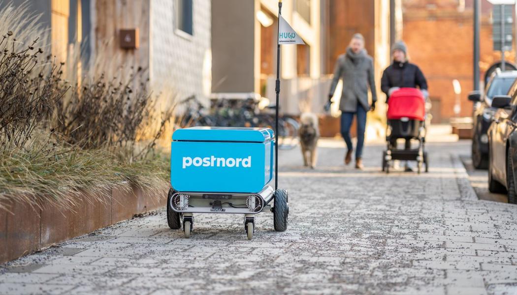 PostNord testar självkörande leveransrobot i Norra Djurgårdsstaden. Foto: PostNord 