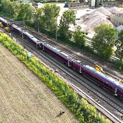 De inblandade tågen. Rail Accident Investigation Branchs bild av tågkollisionen i Bedford 2026. Foto publicerad av Wikipedia Commons Lic. Kredit: Elstow