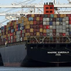 Ben Margot AP/TT: Branschstatistik visar att tio stora rederier kontrollerar 85 procent av den globala marknaden för sjöfrakt. Arkivbild