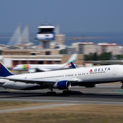 Armando Franca/AP/TT: Delta Air Lines väntas lyfta under andra kvartalet. Arkivbild.