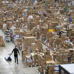 Fredrik Sandberg/TT: Onlineapoteket Apoteas lager i Morgongåva. Arkivbild.