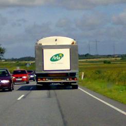 Det nya avtalet, som sträcker sig över fem år, innebär att EA Åkeri utökar sin distribution av mejerivaror med 50 procent. Foto: Wikimedia Commons