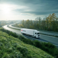 DB Schenker ansluter den globala organisationen IRU i syfte att samarbeta för bättre och hållbarare vägtransporter. Foto: DB Schenker