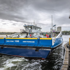 ABB-teknik säkerställer snabb laddning av Amsterdams nya elfärjor. Foto: ABB