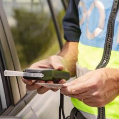 Tips från allmänheten är viktigt för att polisen ska upptäcka rattfyllerister. Foto: AdobeStock