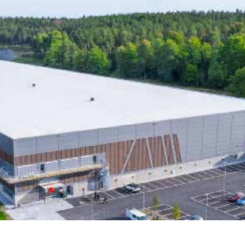Tillsammans har bolagen 140 000 kvm logistikyta i Norrköping, Jönköping, Varberg och Nybro. Foto: Emotion Logistics AB / Almroths Express & Åkeri AB