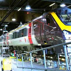 Kontraktsförlängningen, värd cirka 950 miljoner euro, säkerställer ytterligare parternas långsiktiga samarbete. Foto: Alstom