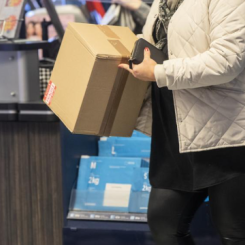 PostNord uppmanar e-handlande konsumenter att vara extra vaksamma. Foto: Arkivbild
