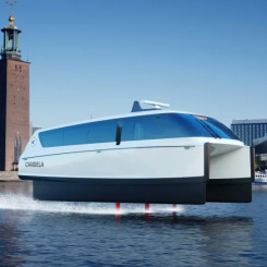 Under 2023 startar tester av Candela P-12 Shuttle i Stockholm, som ska gå i trafik i samarbete med SL, mellan Tappström på Ekerö och Stockholms stadshus. Bild: Candela
