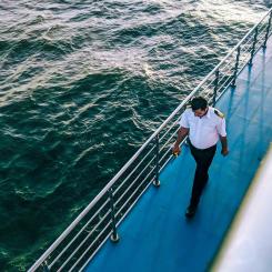 Ändringen innebär att den 36 månader långa så kallade däckstjänstgöringen får ersättas av en kortare handledd fartygsförlagd utbildning Foto: billeasy Amwy/unsplash