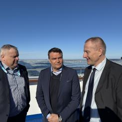 Från vänster: Jörgen Nilsson, VD Trelleborgs hamn, Patrick Mattsson, Vice VD Kvarkenhamnar, Dr. Gernot Tesch, VD Rostock hamn.